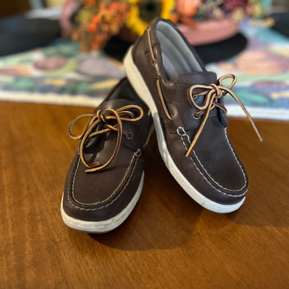 G.H.Bass & Co- brown flats